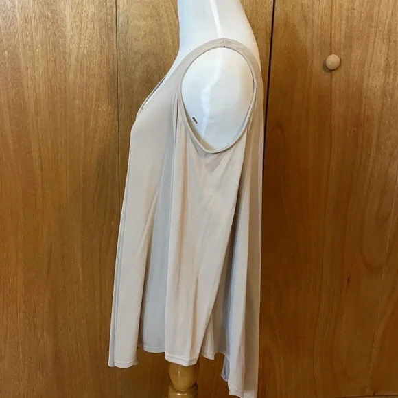 Design Lab top - Picture 2 of 4